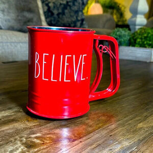 RAE DUNN KITCHEN SIFTER RED COLOR BELIEVE (CHRISTMAS/SEASONAL)